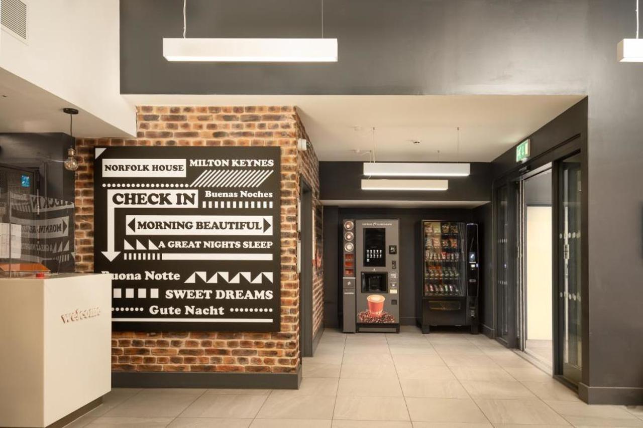 Easyhotel Milton Keynes Exteriér fotografie