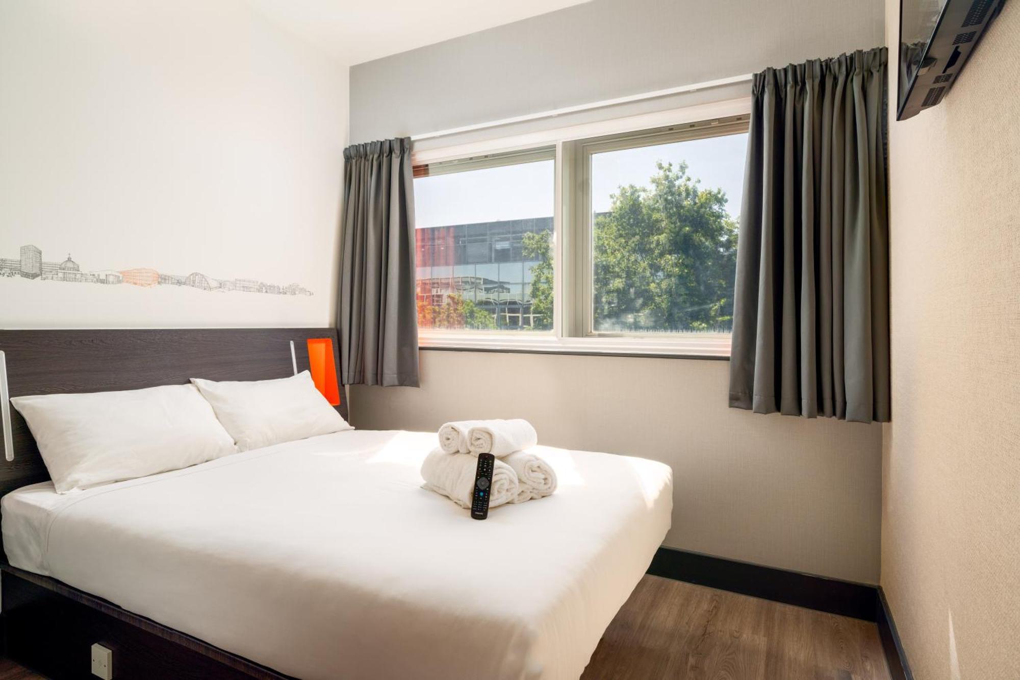 Easyhotel Milton Keynes Exteriér fotografie