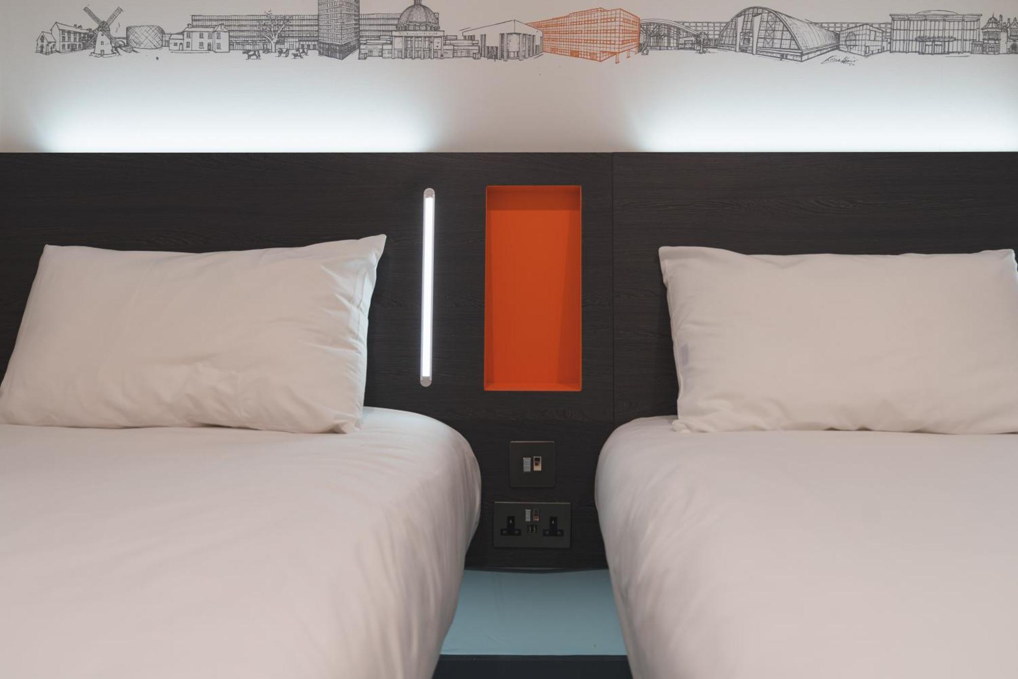 Easyhotel Milton Keynes Exteriér fotografie